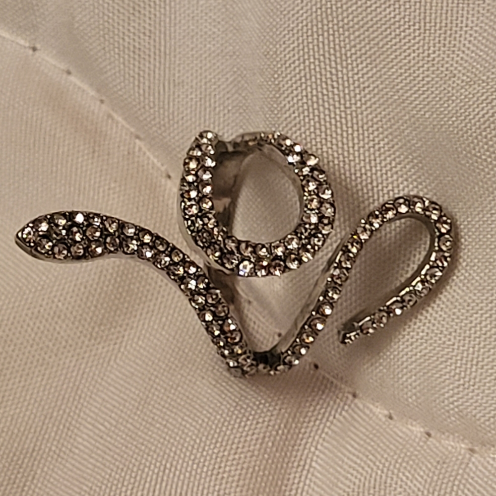 Elegant Silver Crystal Snake Ring